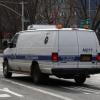 L'ambulance dans laquelle le corps de L'Wren Scott a été transporté. New York, le 17 mars 2014.