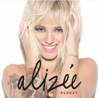 Alizée : ''En blonde, mes fesses et mes hanches me dérangent moins''