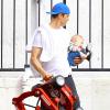 Josh Duhamel à Los Angeles avec son fils Axl, le 20 mars 2014.