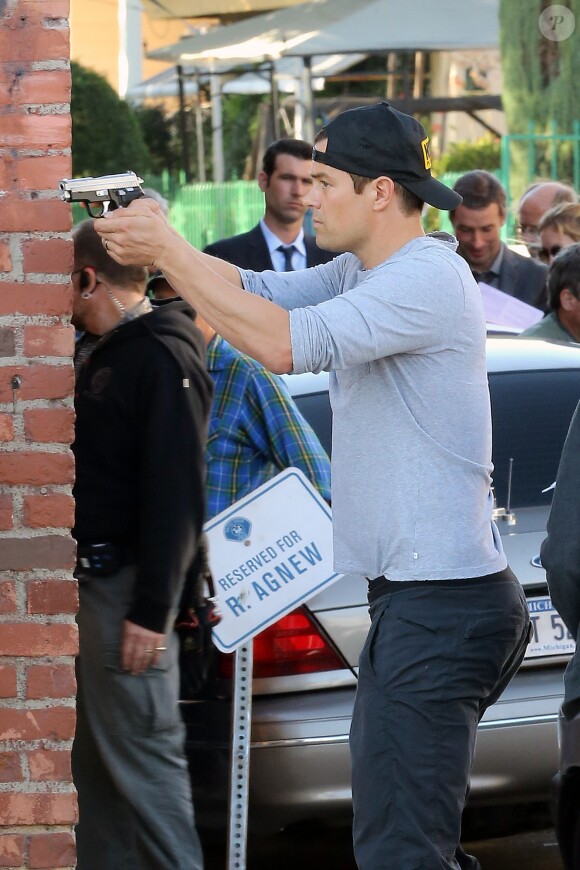 Josh Duhamel en tournage pour la série "Battle Creek" à Los Angeles, le 20 mars 2014.