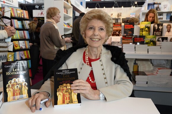 Héléne Carrère d'Encausse à la 34e édition du Salon du Livre à Paris, Porte de Versailles, le 22 mars 2014.