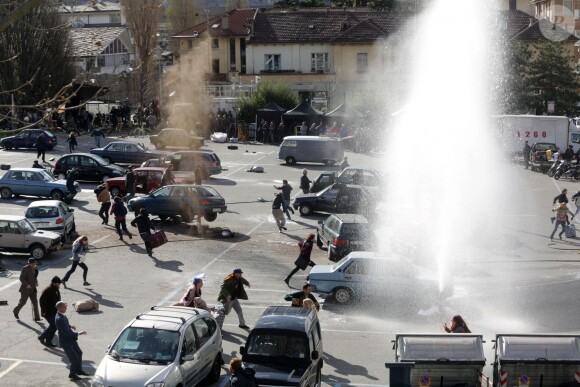 Ambiance sur le tournage d'Avengers 2, à Aoste, Italie, le 24 mars 2014.