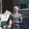 Aaron Taylor-Johnson (Pietro Maximoff/Quicksilver) musclé et en action sur le tournage d'Avengers 2 à Aoste, le 24 mars 2014.