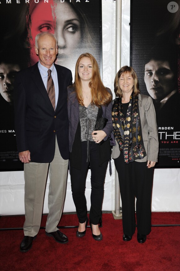 James Rebhorn et sa famille à New York le 4 novembre 2009.