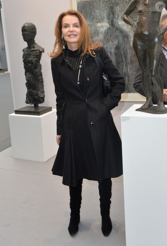 Cyrielle Clair à l'inauguration de l'exposition "Art Paris Art Fair" au Grand Palais, à Paris le 26 mars 2014.
