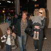 Nicole Kidman et Keith Urban avec leurs filles Sunday et Faith au LAX Airport, Los Angeles, le 26 mars 2014.