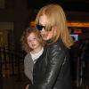 Nicole Kidman avec Faith dans les bras au LAX Airport, Los Angeles, le 26 mars 2014.