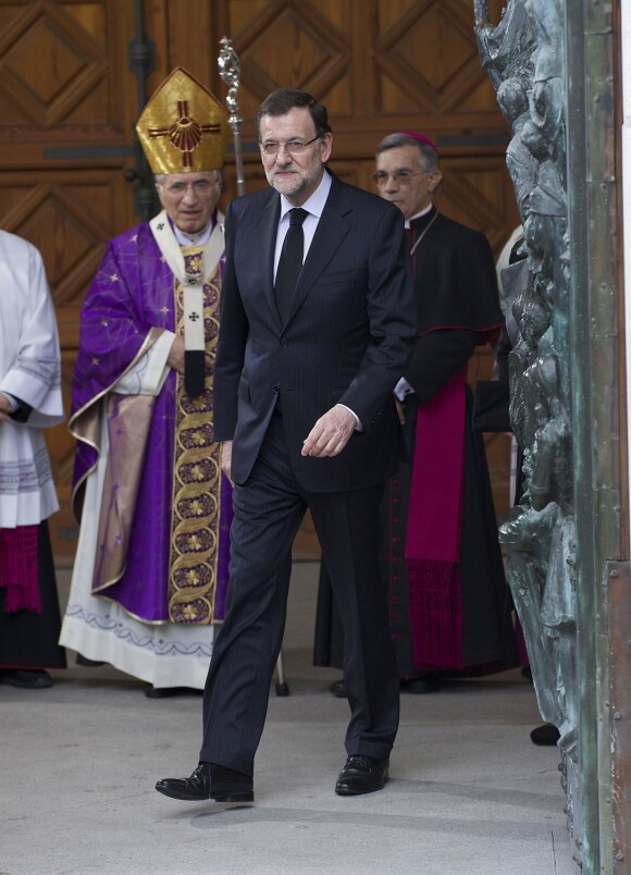 Mariano Rajoy lors des obsèques d'Etat de l'ancien chef du gouvernement espagnol Adolfo Suarez en la cathédrale de La Almudena à Madrid, le 31 mars 2014.