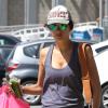 Alessandra Ambrosio emmene son fils Noah faire une activité avant de se rendre à son cours de yoga à Brentwood, le 31 mars 2014.  Please Hide Children's face Prior to the Publication Alessandra Ambrosio takes her son Noah to a baby class before hitting up her yoga class and getting tacos to-go in Brentwood, California on March 31, 2014.31/03/2014 - Brentwood
