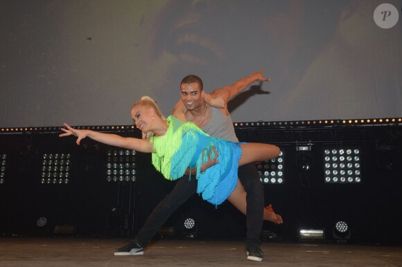 Brahim Zaibat et Katrina Patchett - Spectacle "Une nuit à Makala" au Zénith de Lille, le 31 mars 2014, organisé par le joueur de football Rio Mavuba au profit de l'Association "Les Orphelins de Makala".