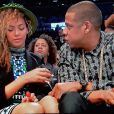 Beyoncé et Jay Z assitent au match entre les Brooklyn Nets et les Houston Rockets. Brooklyn, le 1er avril 2014.