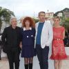 Pierre Arditi, Sabine Azéma, Lambert Wilson et Anne Consigny lors du Festival de Cannes et le photocall du film Vous n'avez encore rien vu d'Alain Resnais le 21 mai 2012
