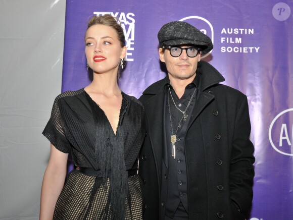 Amber Heard et son fiancé Johnny Depp à Austin, le 6 mars 2014.