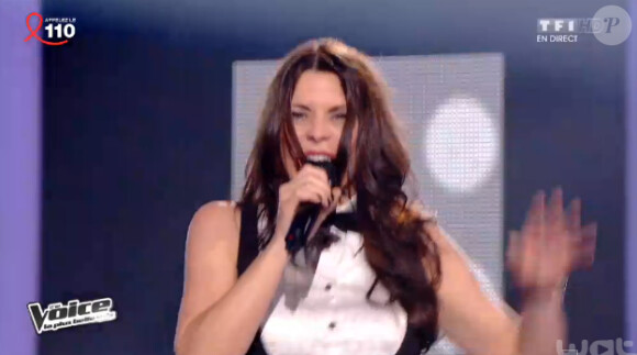 Ginie Line très sexy et rock'n'roll en live dans The Voice 3 le samedi 5 avril 2014 sur TF1