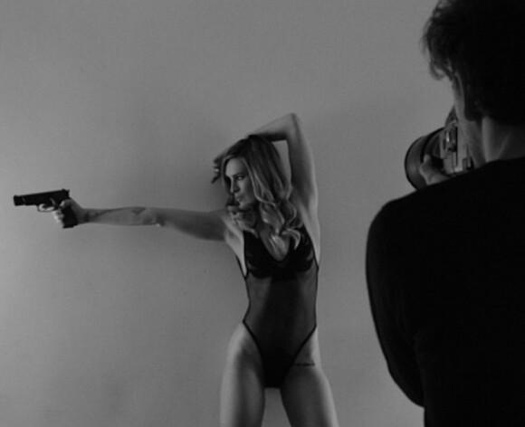 Rumer Willis s'est prêtée à un shooting très sexy avec le photographe Tyler Shields, le 7 avril 2014.