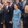 Le duc et la duchesse de Cambridge prenaient part, en compagnie d'une centaine d'anciens combattants, à une cérémonie de commémoration des soldats néo-zélandais morts au combat, le 10 avril 2014 à Blenheim.