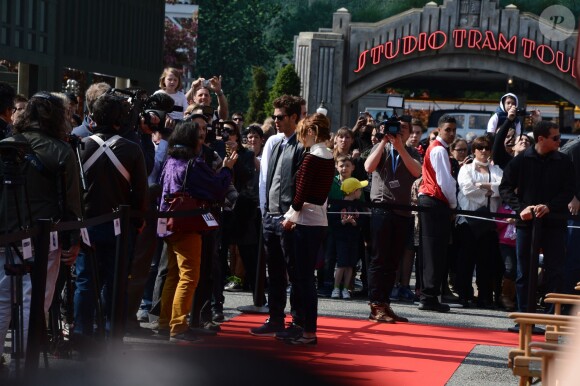 Emma Stone et Andrew Garfield se rendent aux Walt Disney Studios à Disneyland Paris, Marne-la-Vallée, pour la promotion de The Amazing Spider-Man 2, le 11 avril 2014.