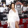 Rihanna sur le tapis rouge de la cérémonie des MTV Movie Awards à Los Angeles, le 13 avril 2014.