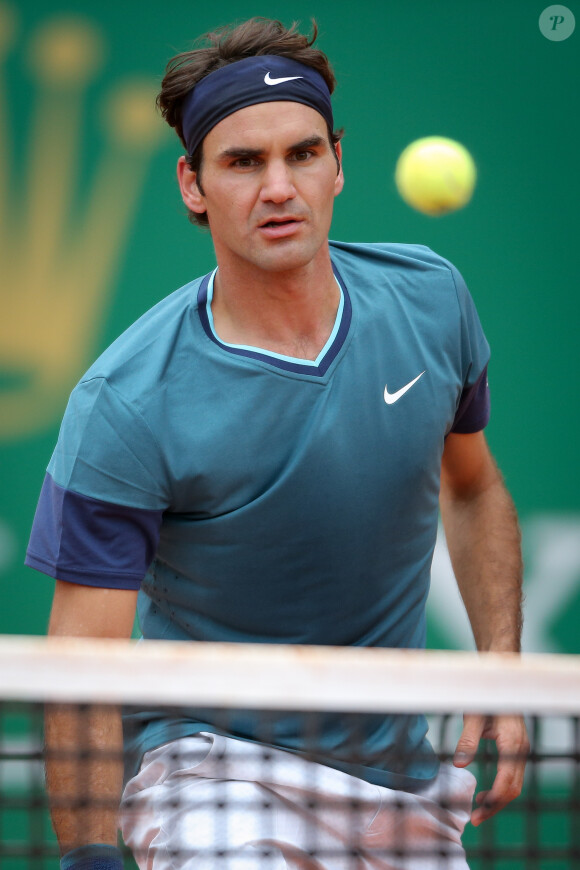 Roger Federer s'est qualifié pour le 3ème tour lors du Monte Carlo Rolex Masters de Tennis à Monte-Carlo après sa victoire sur Radek Stepanek (6-1, 6-2), le 16 avril 2014