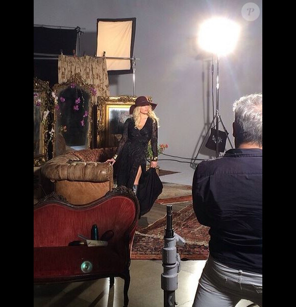 Jessica Simpson en shooting pour sa marque de vêtements, le 16 avril 2014.