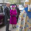 La reine Elizabeth II et son époux le duc d'Edimbourg accueillis le 17 avril 2014 à la cathédrale de Blackburn, dans le Lancashire, pour le Jeudi saint.