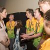Le duc et la duchesse de Cambridge rencontrent des jeunes Australiens à Adelaide, en Australie, le 23 avril 2014