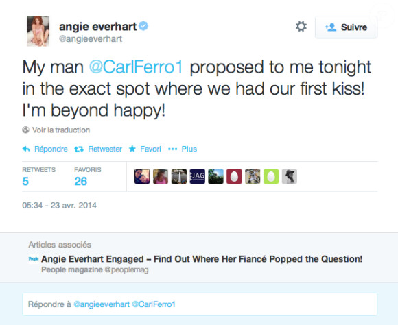 Angie Everhart annonce ses fiançailles avec Carl Ferro sur Twitter le 23 avril 2014.