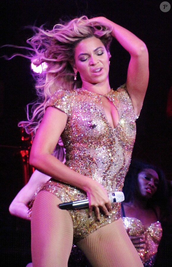 Beyoncé en concert à Londres, le 6 mars 2014.