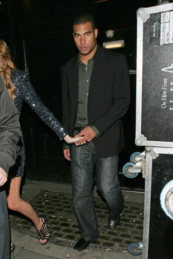 Nadine Coyle et son fiancé Jason Bell à la sortie de Koko à Londres, le 1er novembre 2010.