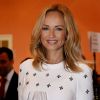 Adriana Karembeu déguste des vins à l'occasion de la semaine des Primeurs 2014 à Saint-Emilion, le 2 avril 2014.