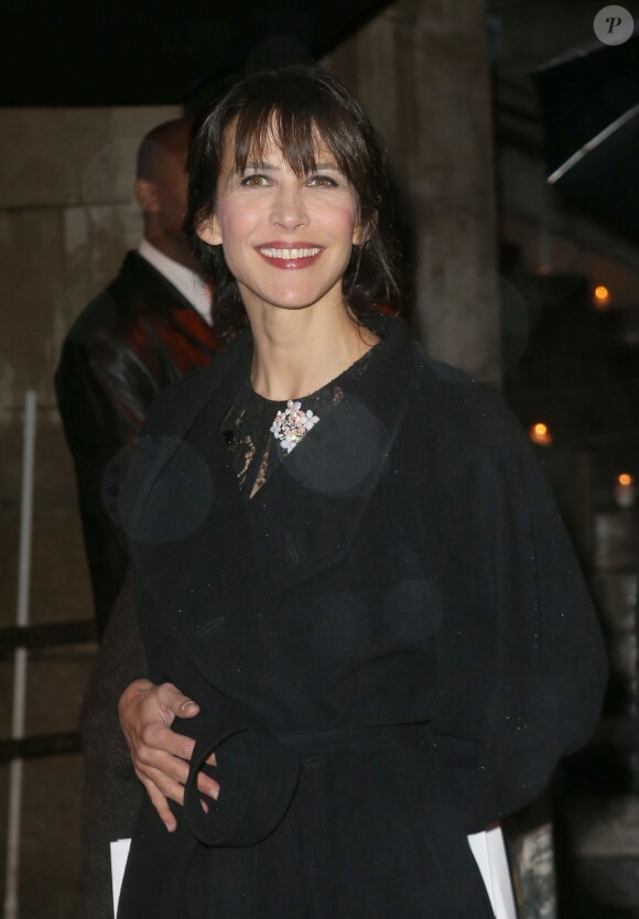 Sophie Marceau - Soirée de l'exposition Miss Dior au Grand Palais à Paris le 12 novembre 2013.