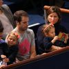 Mirka Federer et ses filles Myla et Charlene lors de la demi-finale du Masters 1000 de Paris Bercy le 2 novembre 2013 à Paris