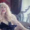 Clip du nouveau single de Courtney Love, You Know My Name.