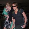 Nicole Kidman, son mari Keith Urban et leurs filles Sunday et Faith à l'aéroport de Los Angeles, le 2 janvier 2014