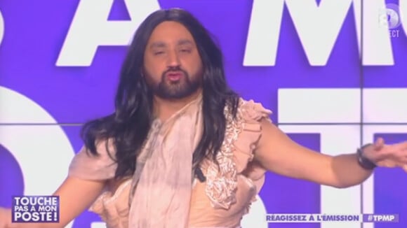 Cyril Hanouna déguisé en Conchita Wurst - Emission "Touche pas à mon poste" (D8), du 12 mai 2014.
