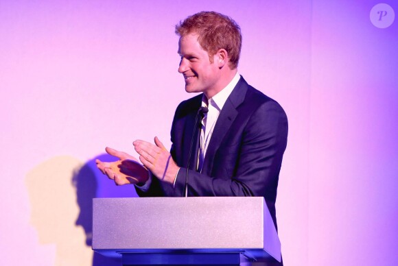 Le prince Harry, avec son ami le prince Seeiso du Lesotho, présidait la soirée Sentebale summer party au Dorchester Hotel à Londres le 7 mai 2014, pour les 10 ans de leur fondation Sentebale.