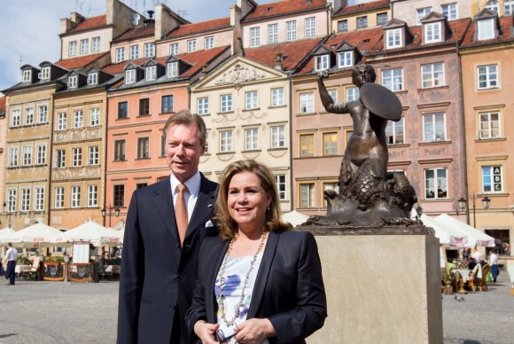 Le grand-duc Henri de Luxembourg et la grande-duchesse Maria Teresa à Varsovie le 8 mai 2014 dans le cadre de leur visite d'Etat de trois jours en Pologne.