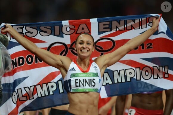 Jessica Ennis après avoir décroché la médaille d'or lors des JO de Londres le 4 août 2012 en heptathlon