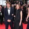 Thomas Mars et sa femme Sofia Coppola (membre du jury) lors de la montée des marches du film Saint Laurent et l'hommage au cinéma d'animation, durant le Festival de Cannes le 17 mai 2014