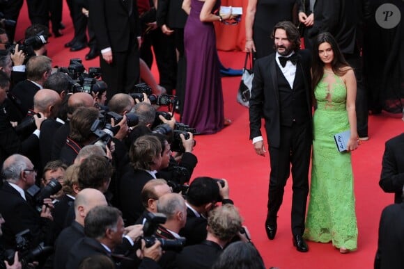Frederic Beigbeder et sa femme Lara Micheli lors de la montée des marches du film Saint Laurent et l'hommage au cinéma d'animation, durant le Festival de Cannes le 17 mai 2014