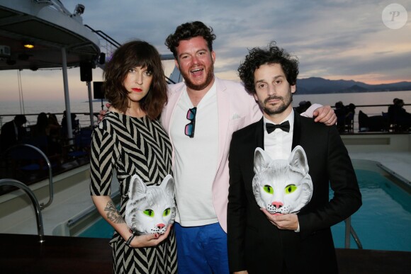 Daphné Bürki, Cedric Couvez et Gunther Love lors de la soirée Reebok durant le Festival de Cannes le 17 mai 2014. 
