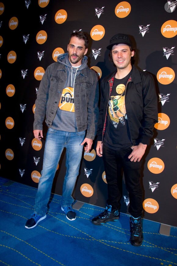 Orelsan et Gringe à la soirée Reebok sur le bateau de la Villa Schweppes pour les 25 ans de la chaussure Pump lors du Festival de Cannes, le 17 mai 2014