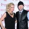 Jenny McCarthy et son fiancé Donnie Wahlberg à Las Vegas, le 1er décembre 2013. 