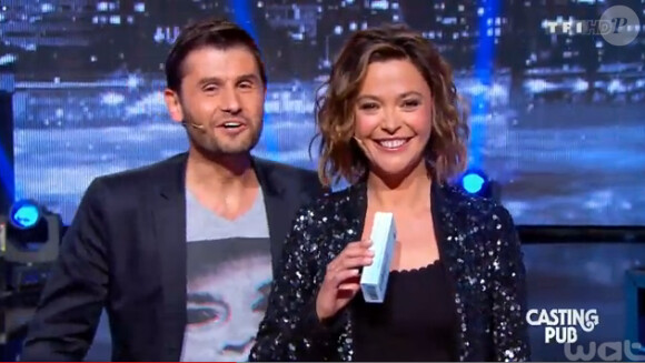 Les animateurs Sandrine Quétier et Christophe Beaugrand dans Tout est permis, le 24 mai 2014 sur TF1.