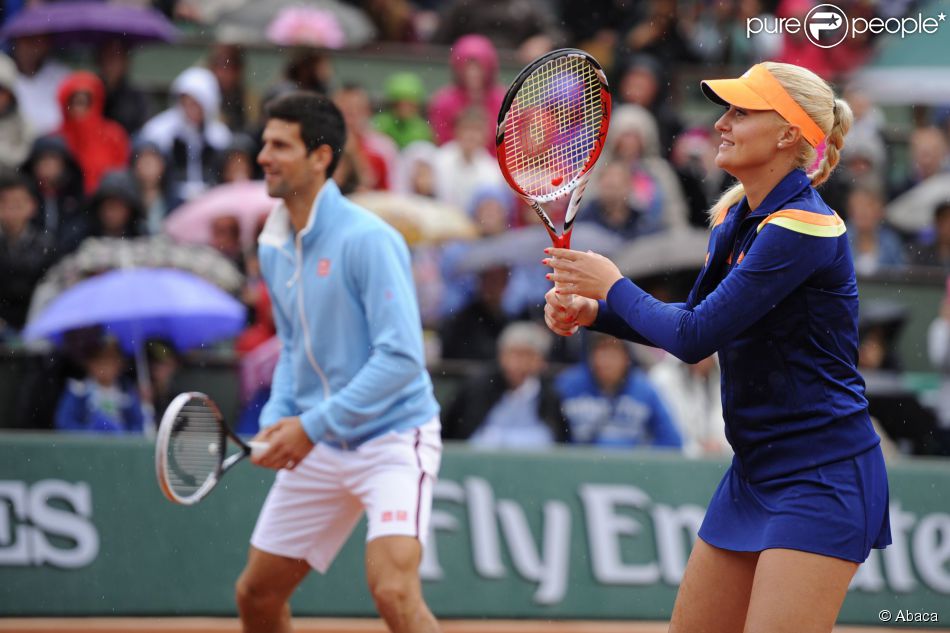 Novak Djokovic et Kristina Mladenovic lors de la journ&amp;eacute;es des Enfants de Roland-Garros, &amp;agrave; Roland-Garros, le 24 mai 2014 &amp;agrave; Paris 