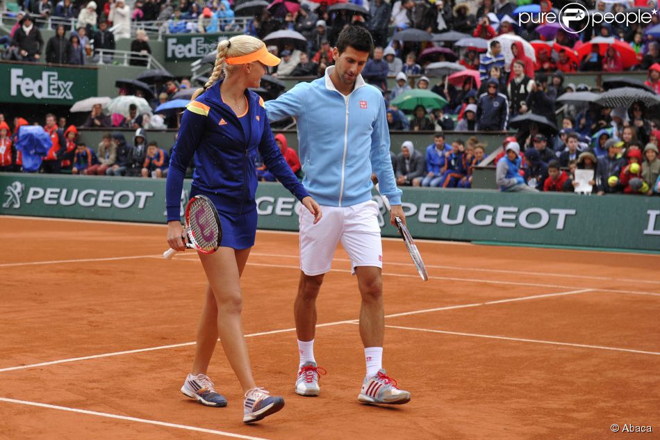  Novak Djokovic et Aliz&amp;eacute; Cornet lors de la journ&amp;eacute;es des Enfants de Roland-Garros, &amp;agrave; Roland-Garros, le 24 mai 2014 &amp;agrave; Paris 