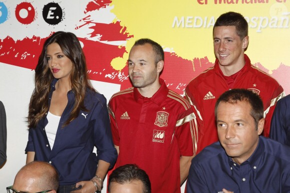 Sara Carbonero, Andrés Iniesta, Fernado Torres, Manu Carreno à Madrid le 27 mai 2014.