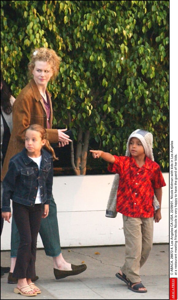 Nicole Kidman et ses enfants Isabella et Connor à Los Angeles le 24 septembre 2001