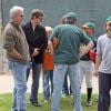 Tom Cruise au match de baseball de son fils Connor à Los Angeles le 6 mai 2006