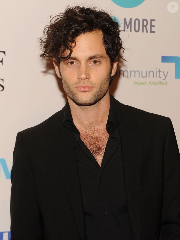 Penn Badgley lors de la soirée "Joyful Revolution Gala" à New York, le 29 mai 2014.